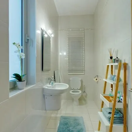 Luxury Tigne Point With Pool * Sliema