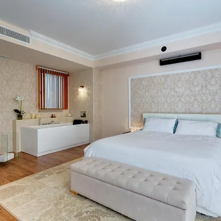 Luxury Tigne Point With Pool דירה סליאמה